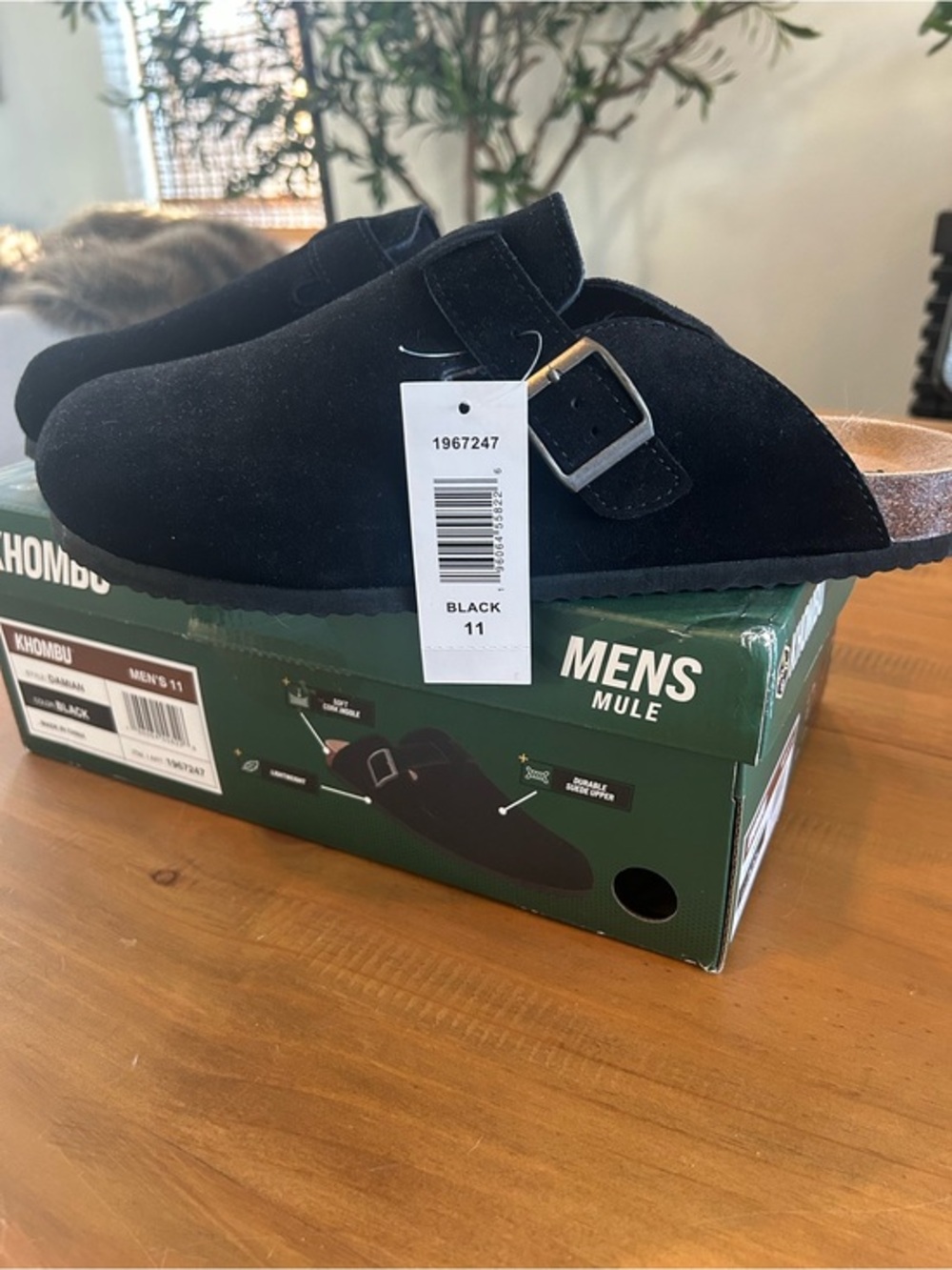 NWT Khombu Men's Black Suede Mule with Buckle